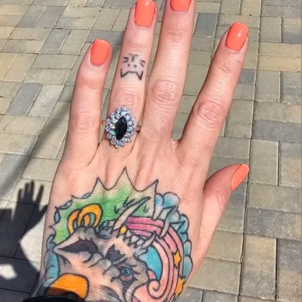 Black marquise lab made statement/engagement ring - Picture 6 of 12